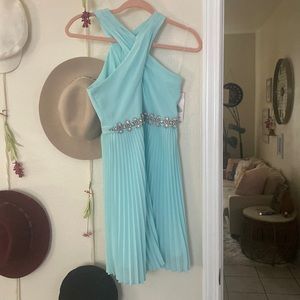 Stunning homecoming// formal dress